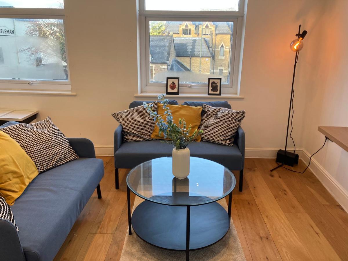 Appartement Awesome Refurbished 1 Bed Flat Few Steps To High St ! - 2 East House à Epsom Extérieur photo